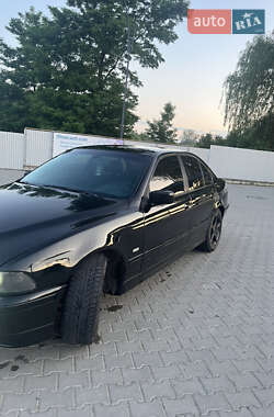 Седан BMW 5 Series 1999 в 