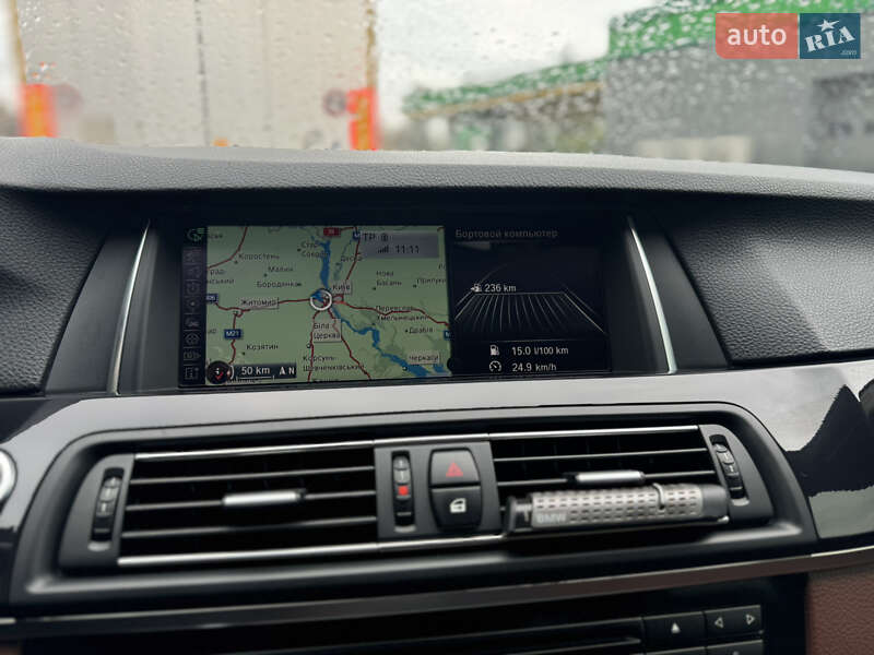 Седан BMW 5 Series 2016 в Киеве