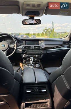 Седан BMW 5 Series 2010 в 