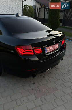 Седан BMW 5 Series 2011 в 