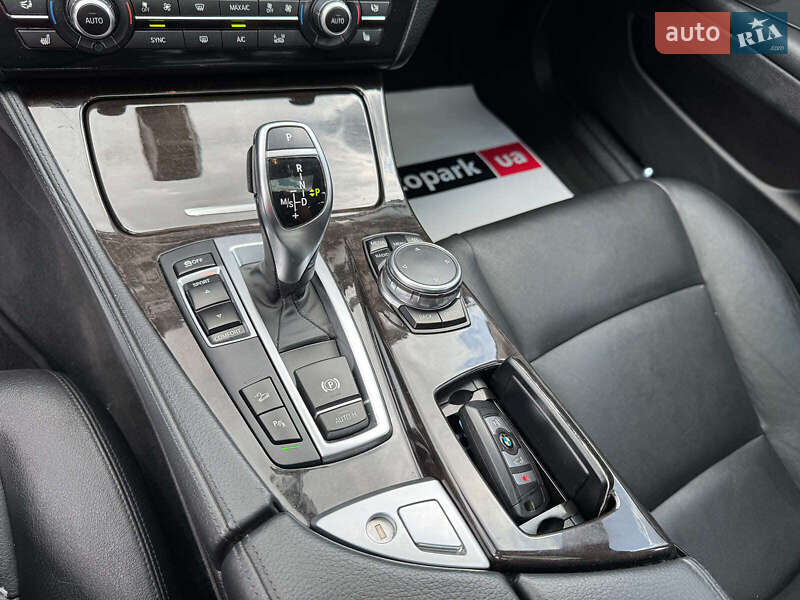 Седан BMW 5 Series 2015 в Запорожье