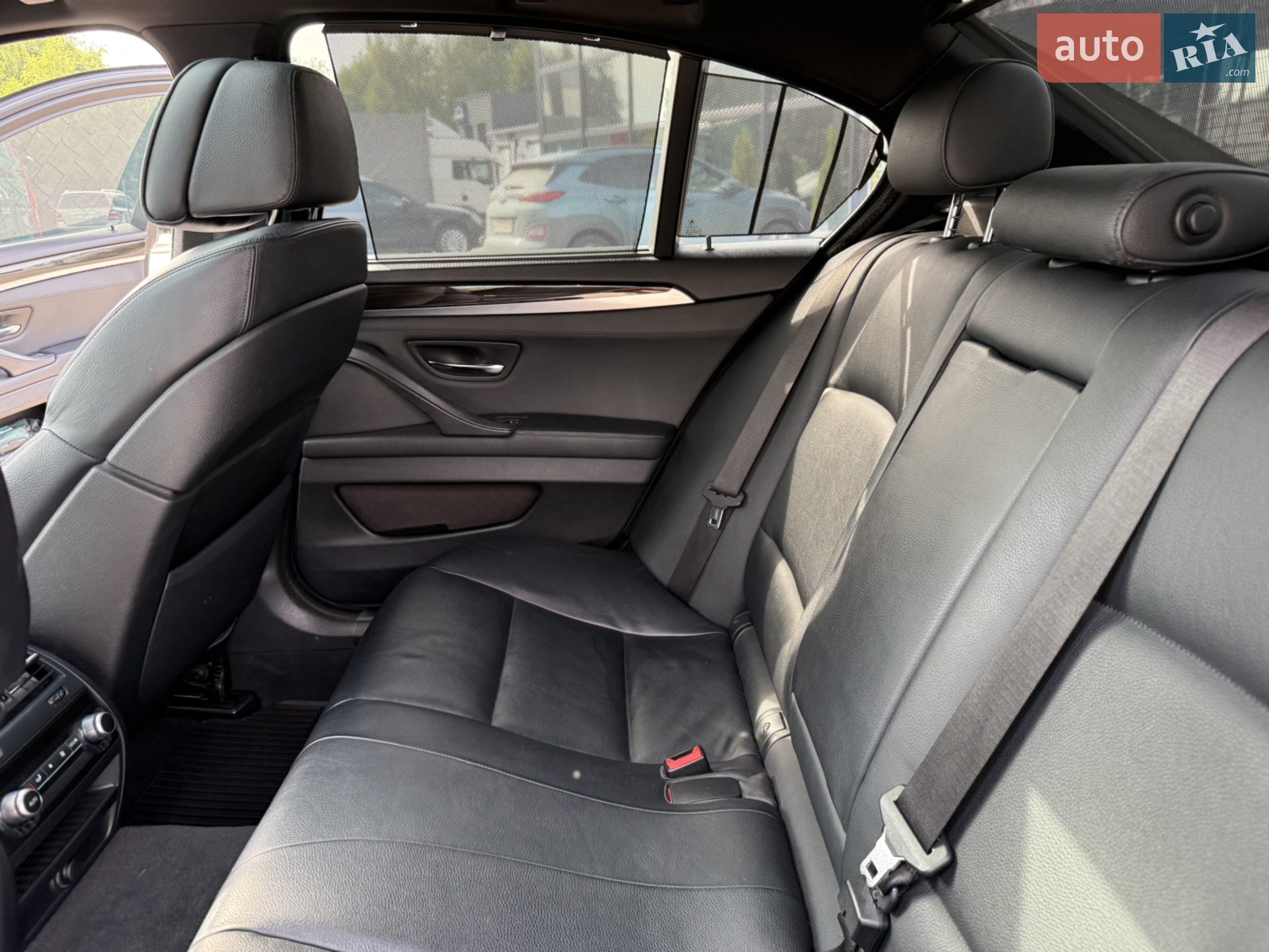 2011 BMW 5er - мініатюра 28