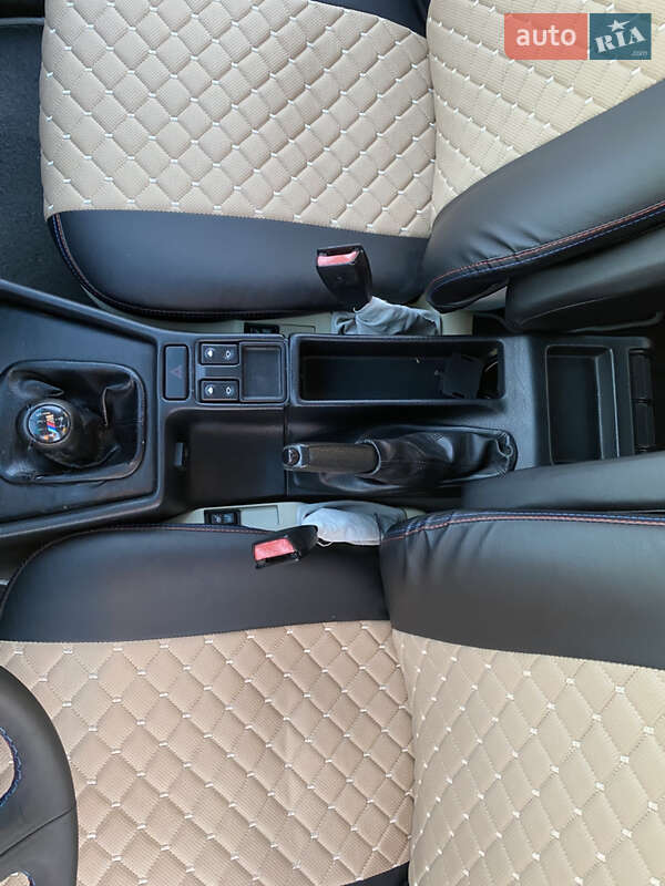 Седан BMW 5 Series 1993 в Овідіополі фото 26 Седан BMW 5 Series 1993 в Овідіополі