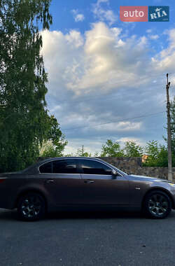 Седан BMW 5 Series 2007 в 