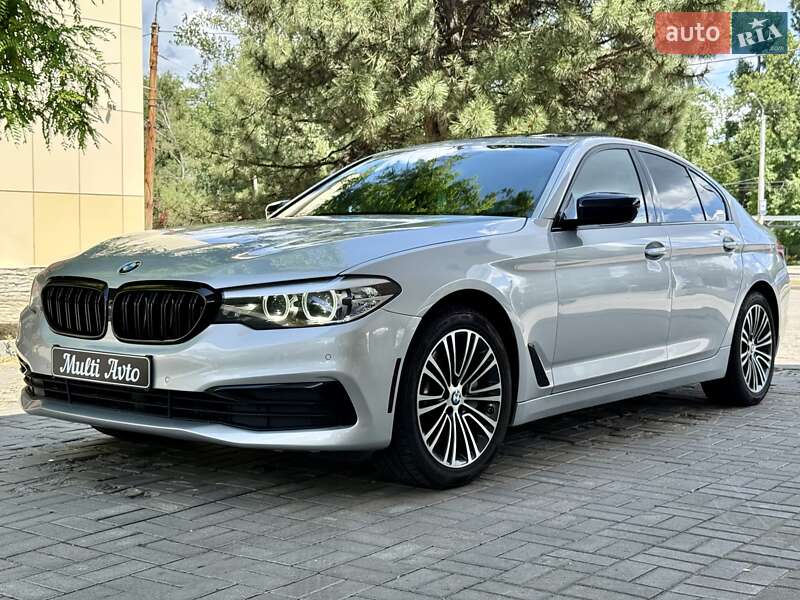 Седан BMW 5 Series 2019 в 