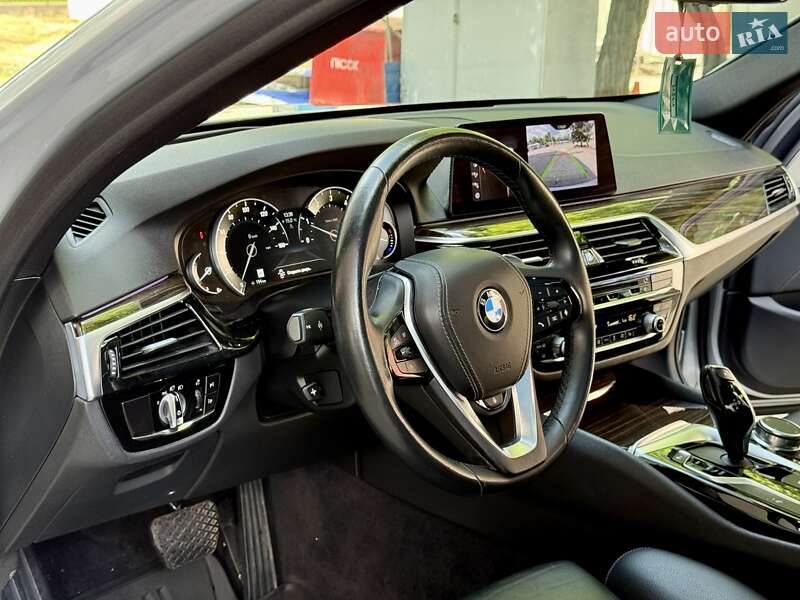 Седан BMW 5 Series 2019 в Днепре