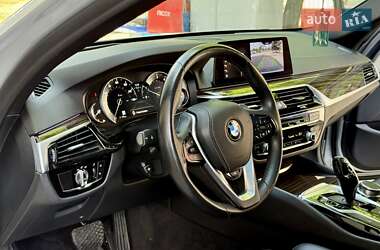 Седан BMW 5 Series 2019 в 