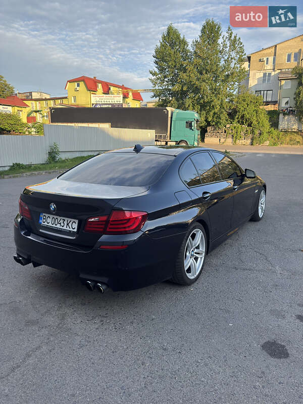 Седан BMW 5 Series 2013 в Львові