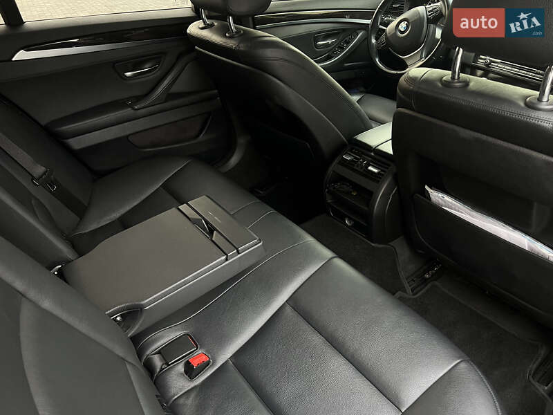 Седан BMW 5 Series 2014 в Дніпрі