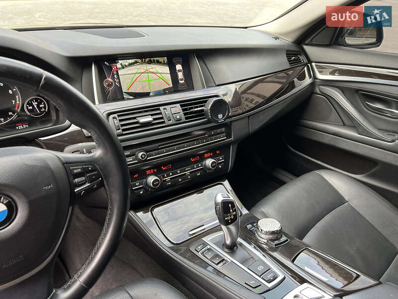 Седан BMW 5 Series 2014 в Дніпрі