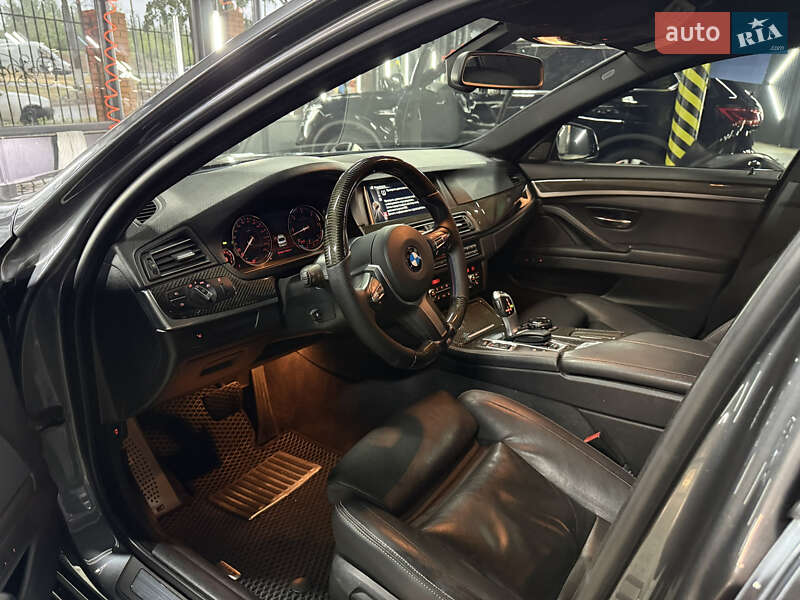 Седан BMW 5 Series 2016 в Кривому Розі