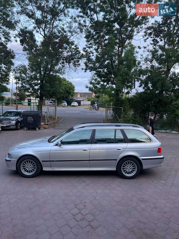 Универсал BMW 5 Series 1998 в Одессе