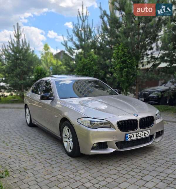 Седан BMW 5 Series 2012 в Івано-Франківську
