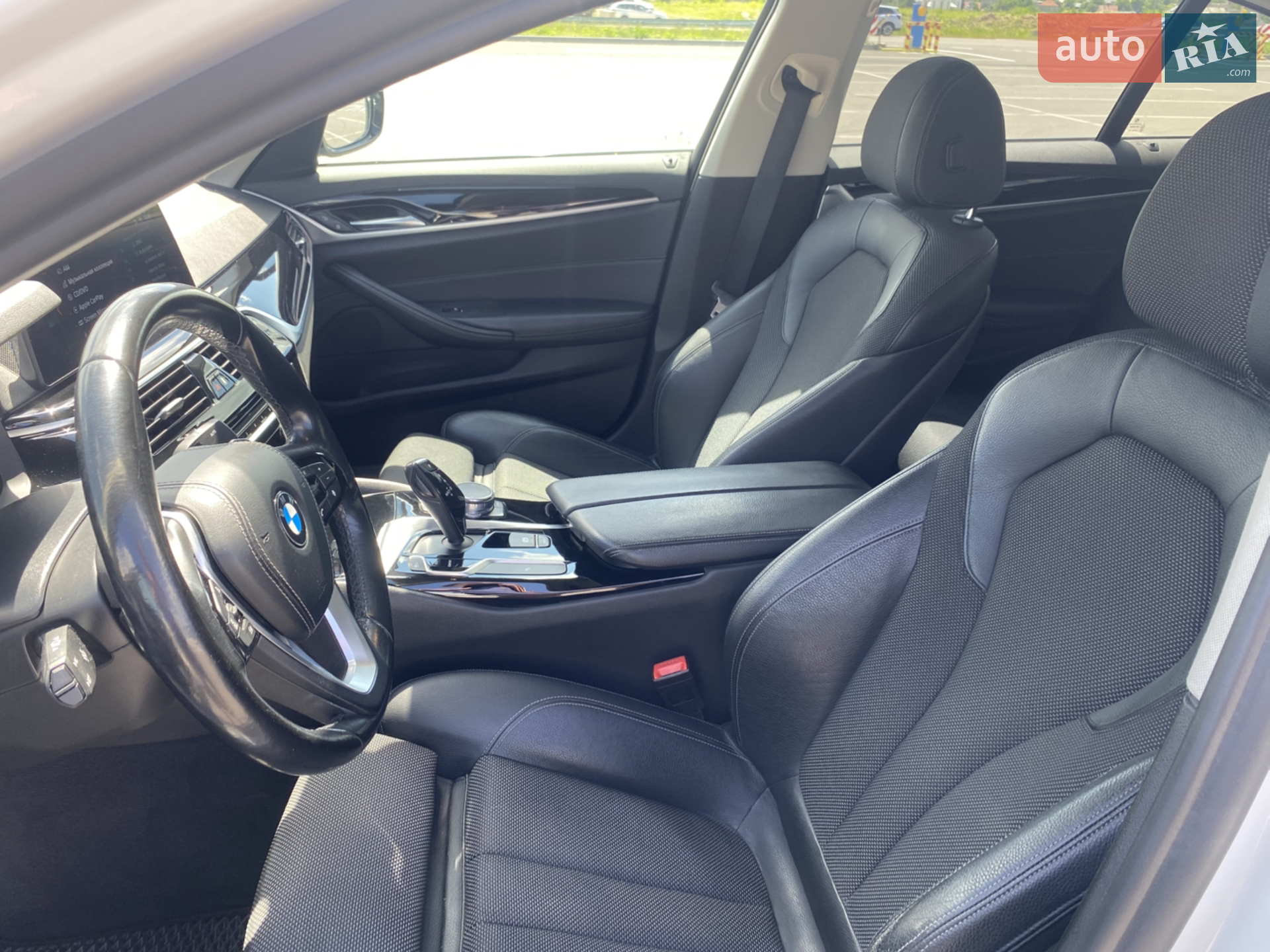 2017 BMW 5er - мініатюра 15