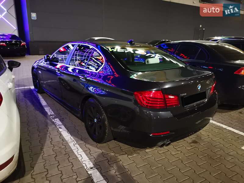 Седан BMW 5 Series 2014 в Києві