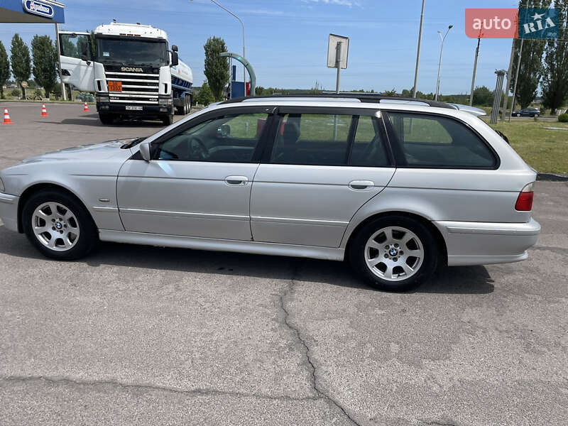 Універсал BMW 5 Series 2001 в Сарнах
