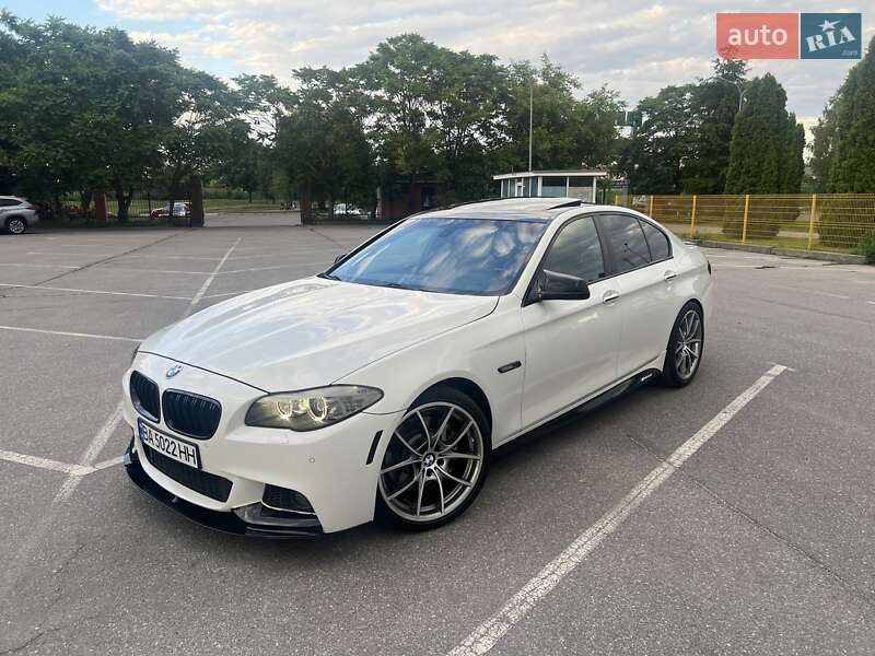 Седан BMW 5 Series 2013 в Олександрії