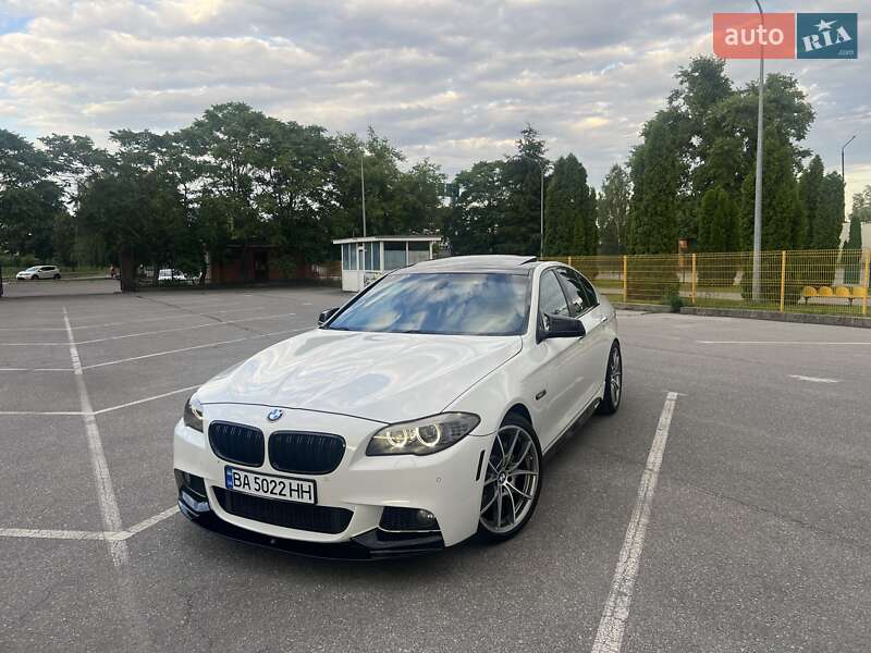 Седан BMW 5 Series 2013 в Олександрії