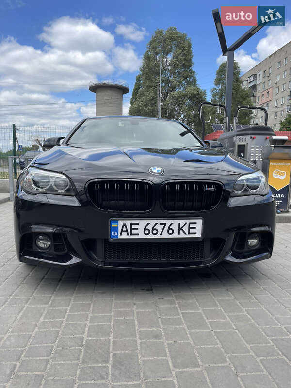 Седан BMW 5 Series 2014 в Днепре