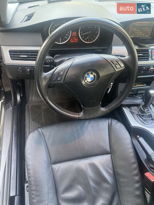 Седан BMW 5 Series 2005 в Киеве