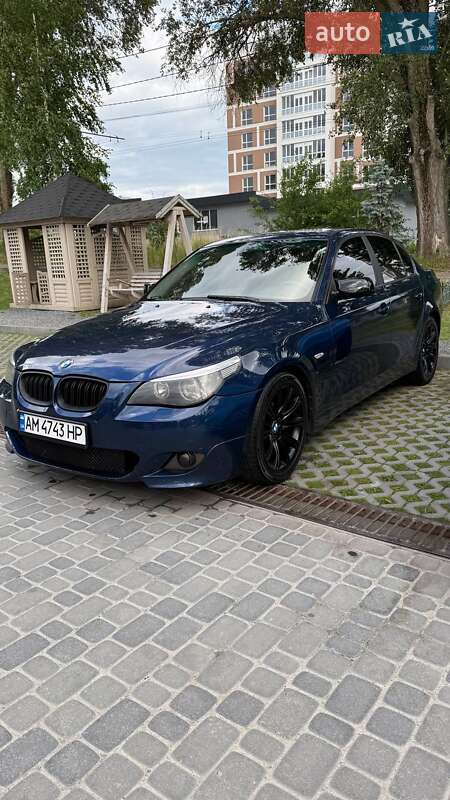 BMW 5 Series 2003