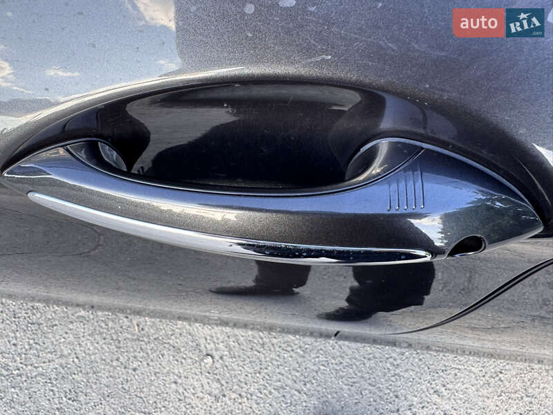 Седан BMW 5 Series 2015 в Умани