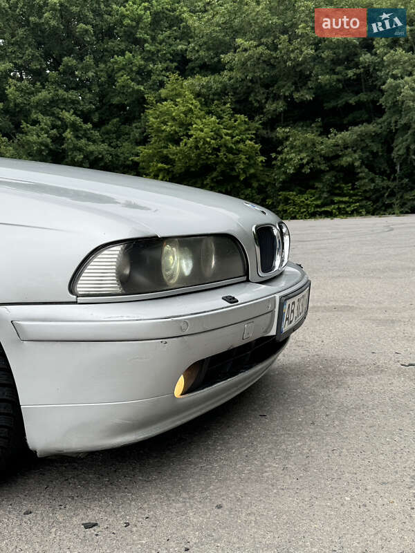 Універсал BMW 5 Series 2001 в Вінниці