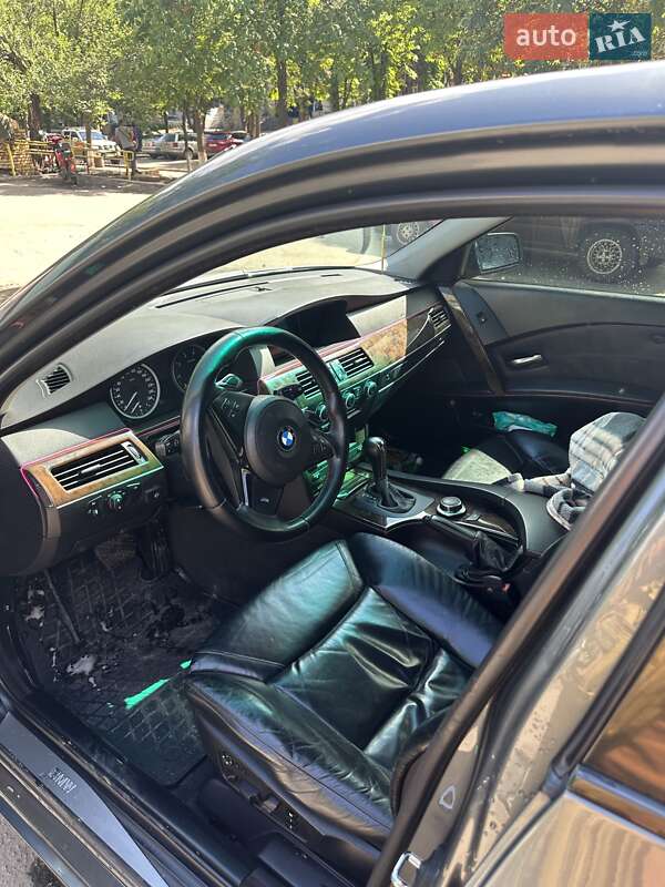 Седан BMW 5 Series 2006 в Запорожье