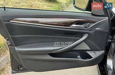 Седан BMW 5 Series 2019 в 