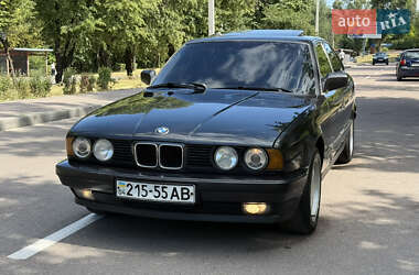 Седан BMW 5 Series 1988 в Кам'янському