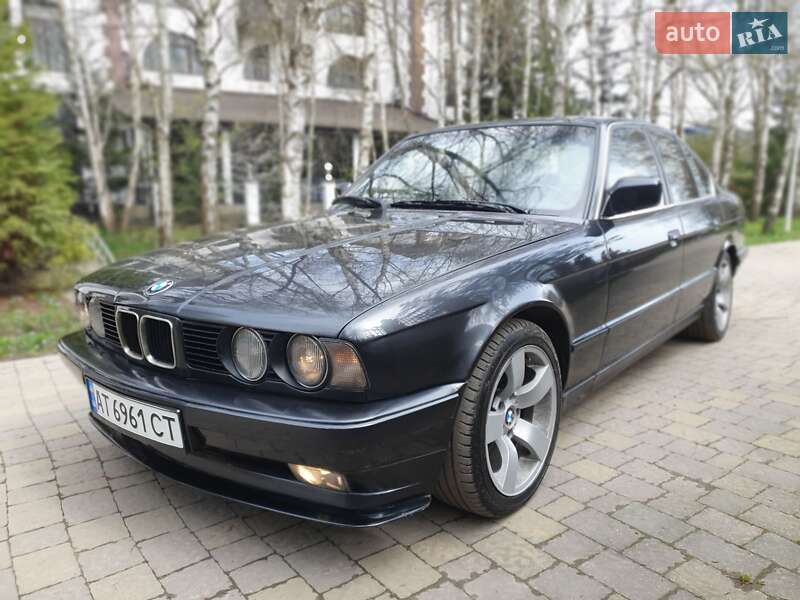 Седан BMW 5 Series 1990 в Ивано-Франковске