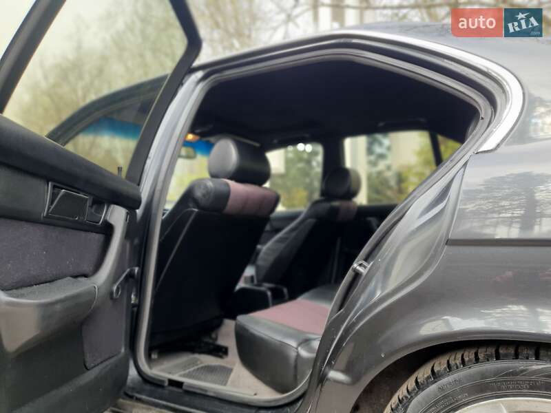 Седан BMW 5 Series 1990 в Ивано-Франковске