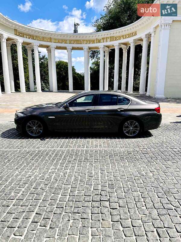 BMW 5 Series 2012
