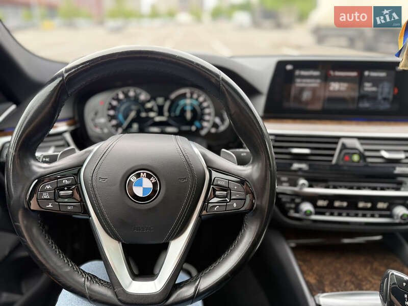 Седан BMW 5 Series 2018 в Києві