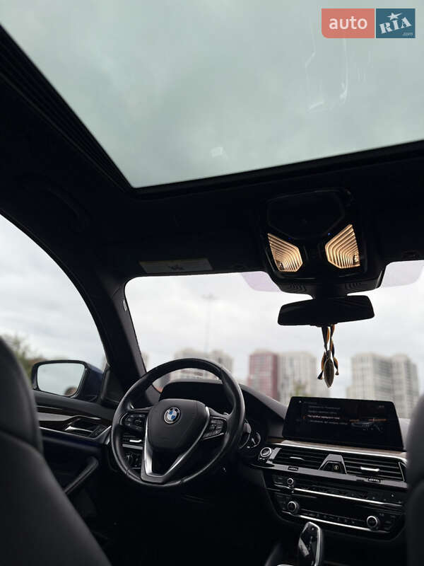 Седан BMW 5 Series 2018 в Києві