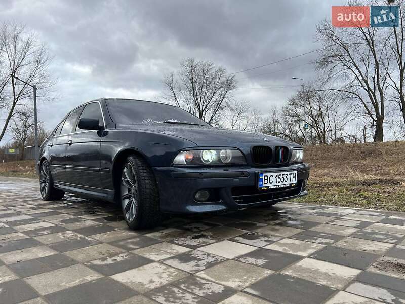 BMW 5 Series 2002 BMW 5 Series 2002