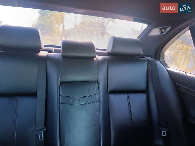 Седан BMW 5 Series 2002 в Самборе