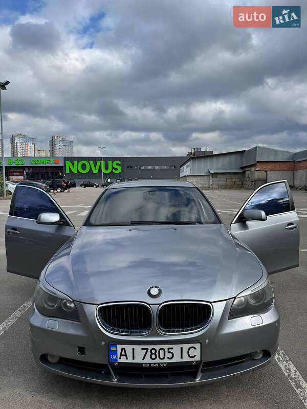 BMW 5 Series 2004