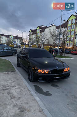 Седан BMW 5 Series 2002 в Киеве