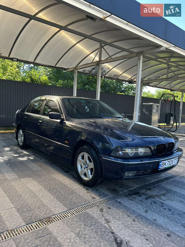 BMW 5 Series 1999