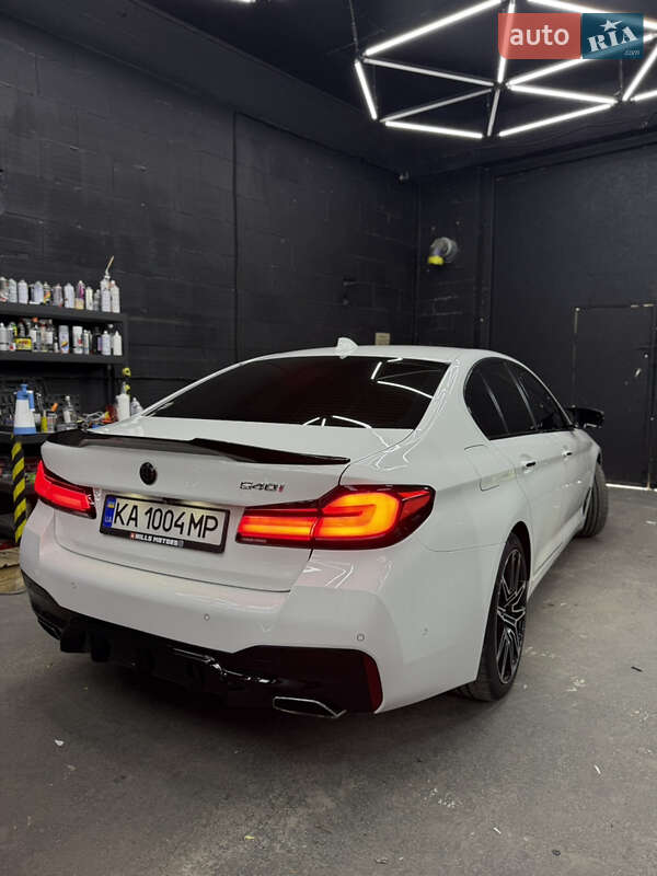 Седан BMW 5 Series 2017 в Києві