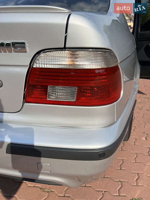 Седан BMW 5 Series 2002 в Чернівцях