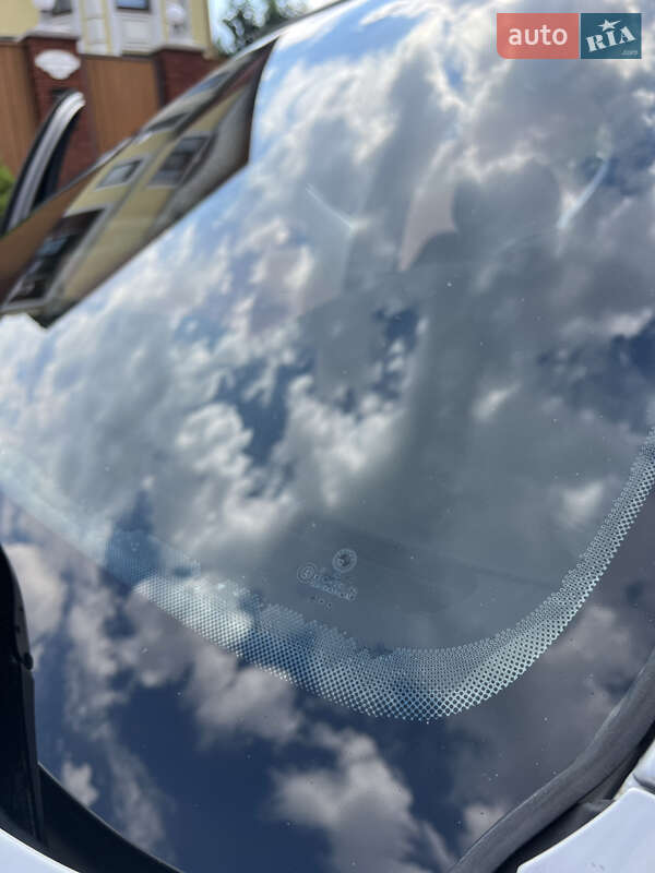 Седан BMW 5 Series 2002 в Чернівцях