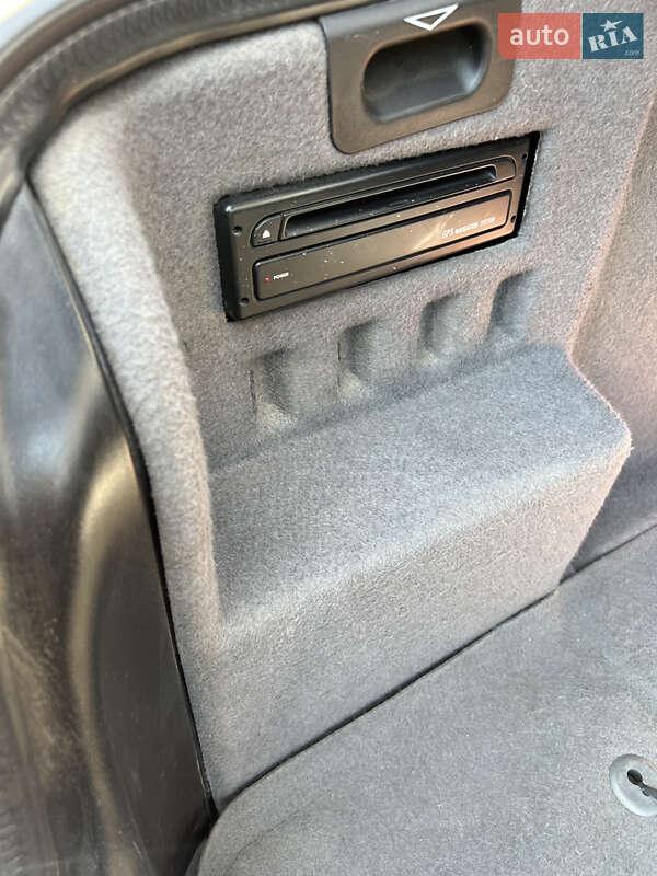 Седан BMW 5 Series 2002 в Чернівцях