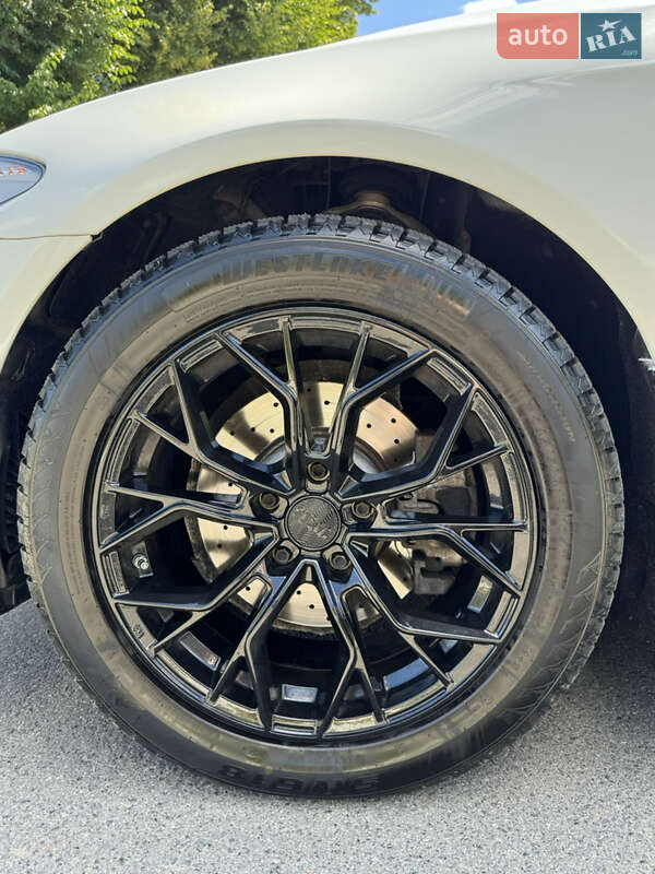 Седан BMW 5 Series 2012 в Киеве фото 11 Седан BMW 5 Series 2012 в Киеве