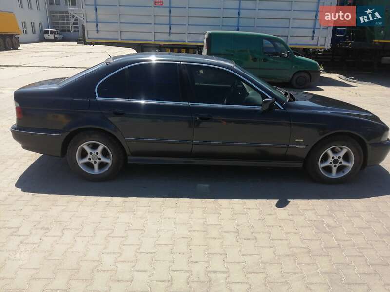 Седан BMW 5 Series 1996 в Виннице