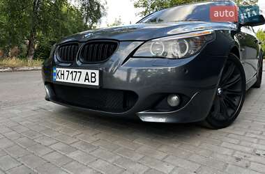 Седан BMW 5 Series 2010 в 