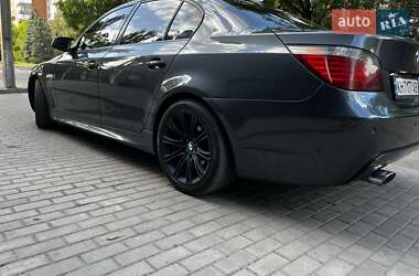 Седан BMW 5 Series 2010 в 