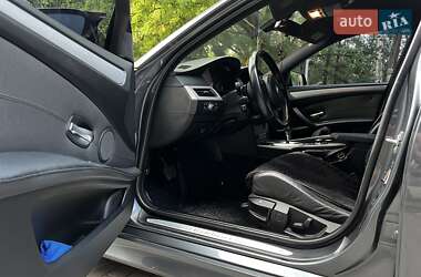 Седан BMW 5 Series 2010 в 
