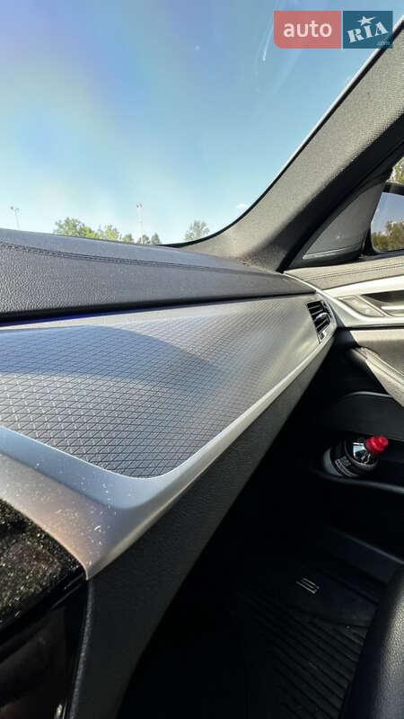 Седан BMW 5 Series 2017 в Запорожье фото 47 Седан BMW 5 Series 2017 в Запорожье